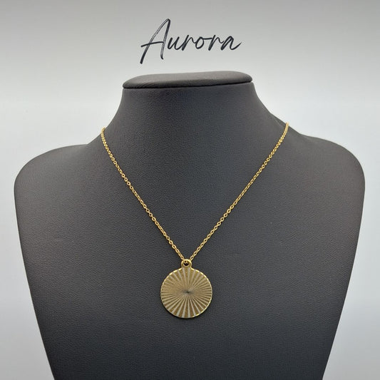 Pendentes redondos, gravados a laser, em aço dourado com fio